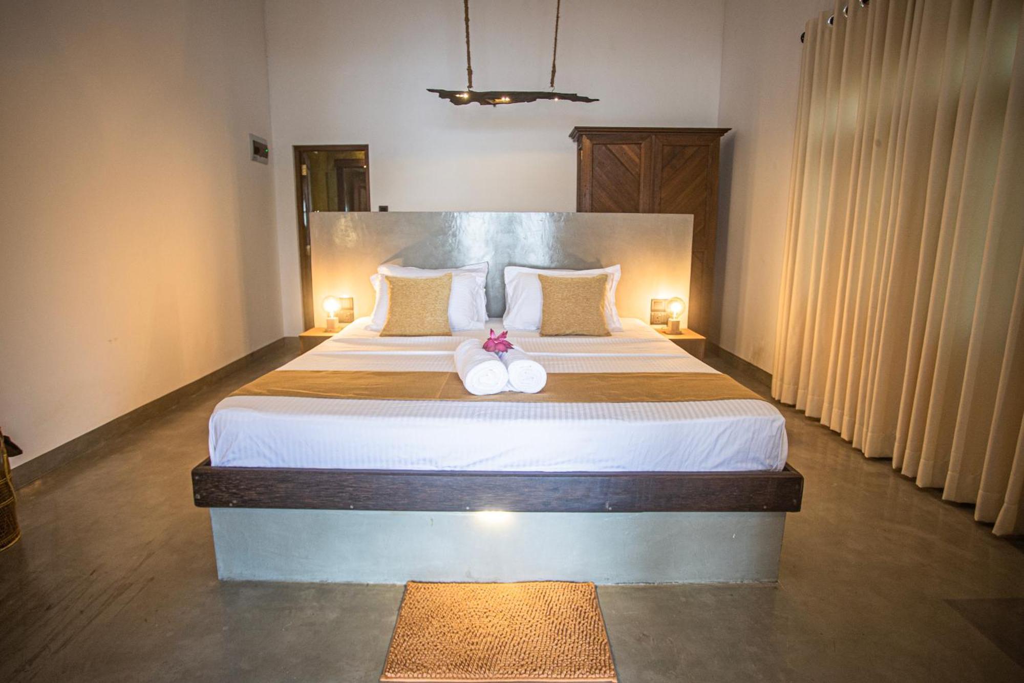 Aki Luna Lagoon Resort Хикадува Екстериор снимка
