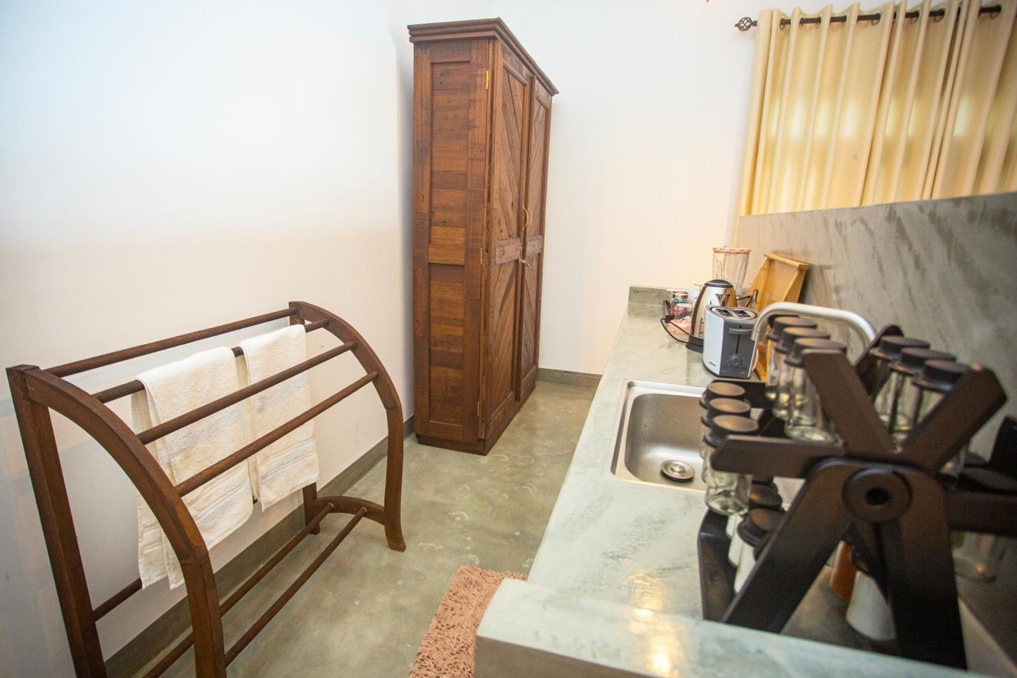 Aki Luna Lagoon Resort Хикадува Екстериор снимка