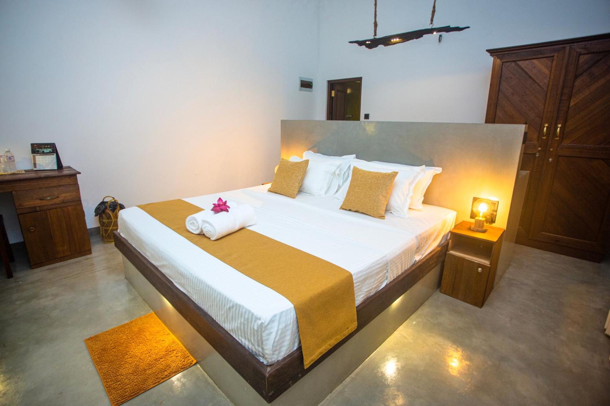 Aki Luna Lagoon Resort Хикадува Екстериор снимка