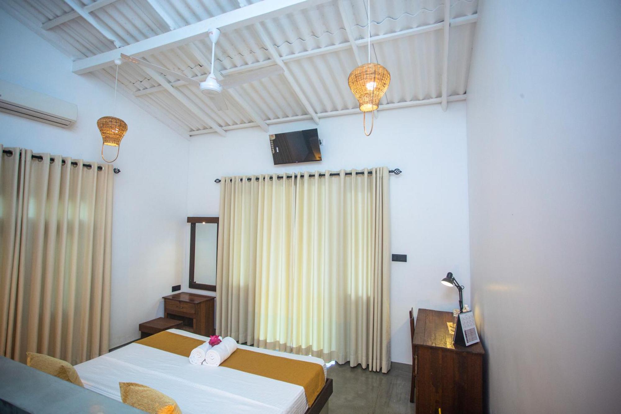 Aki Luna Lagoon Resort Хикадува Екстериор снимка