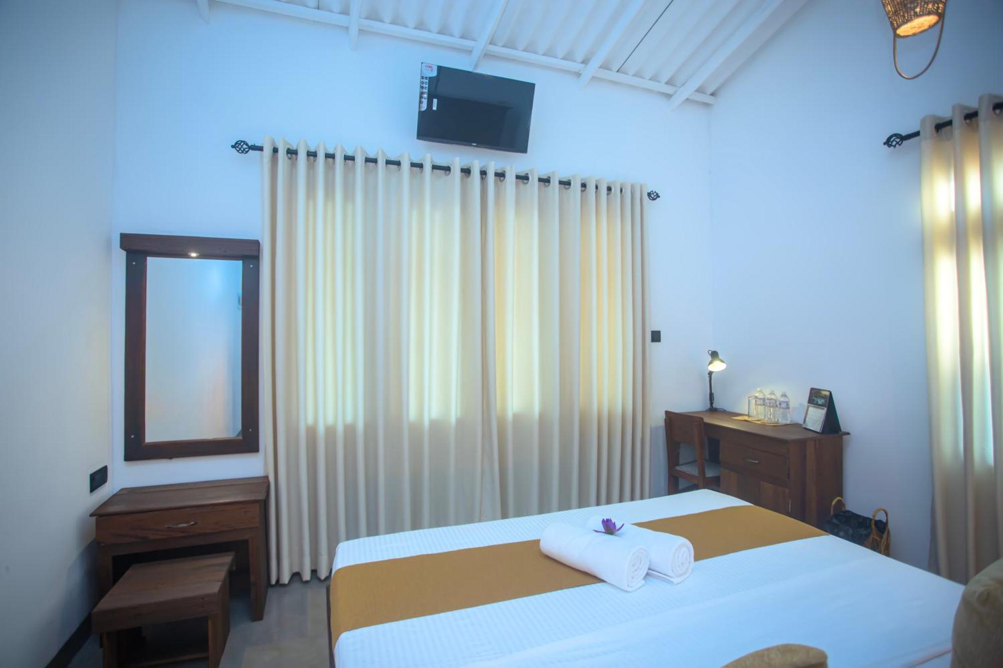 Aki Luna Lagoon Resort Хикадува Екстериор снимка