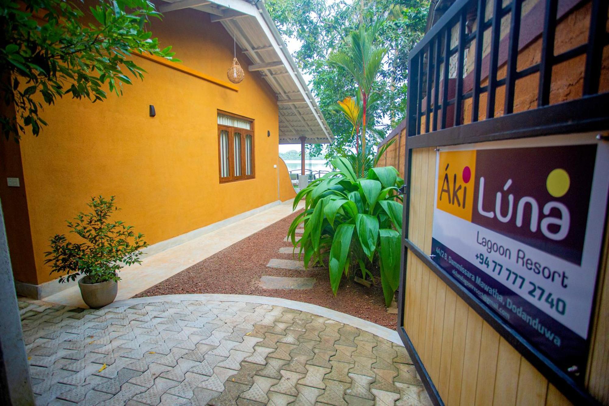 Aki Luna Lagoon Resort Хикадува Екстериор снимка