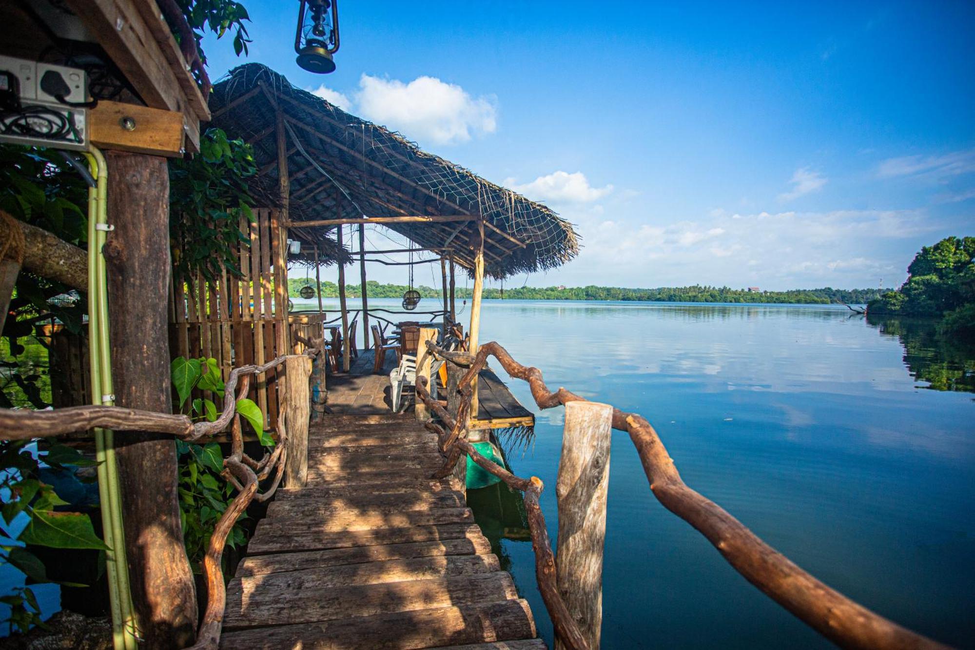 Aki Luna Lagoon Resort Хикадува Екстериор снимка